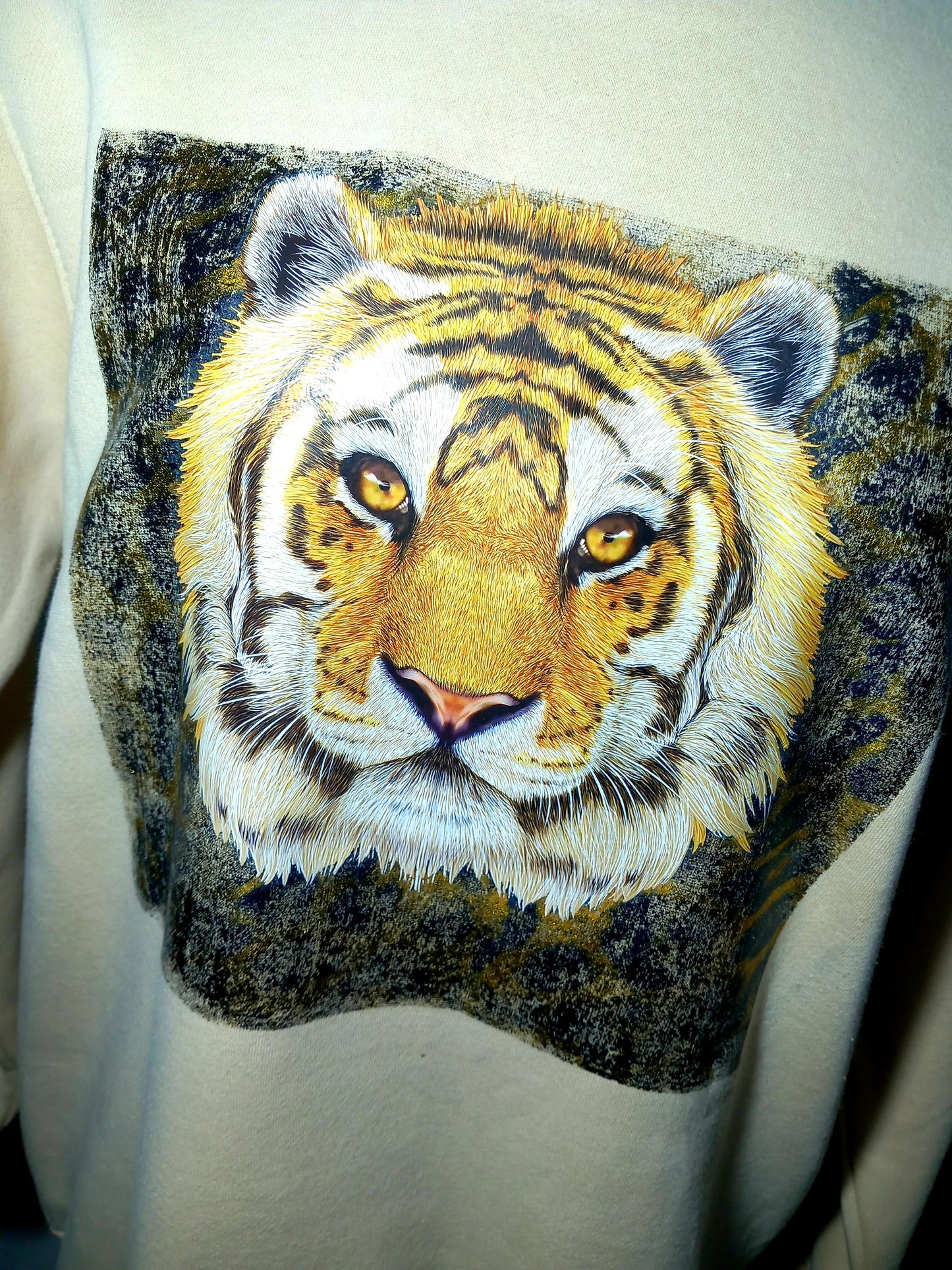 Sudadera león