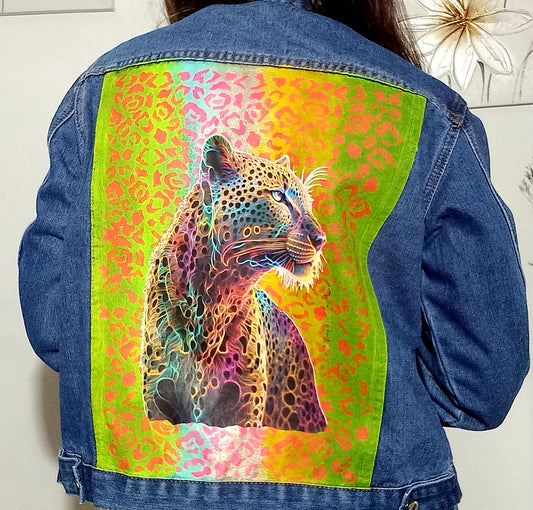 Chaqueta tigre neón